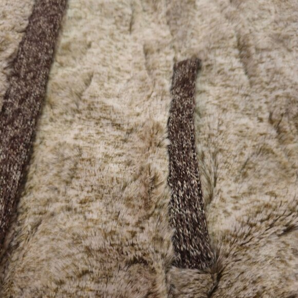 Tribal Faux Fur & Knit Vest | Womens Size XL - Picture 7 of 10